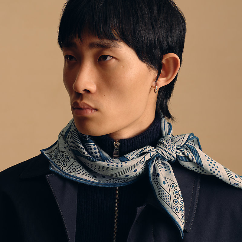 Couvertures et Tenues de Jour Bandana scarf 65 | Hermès USA